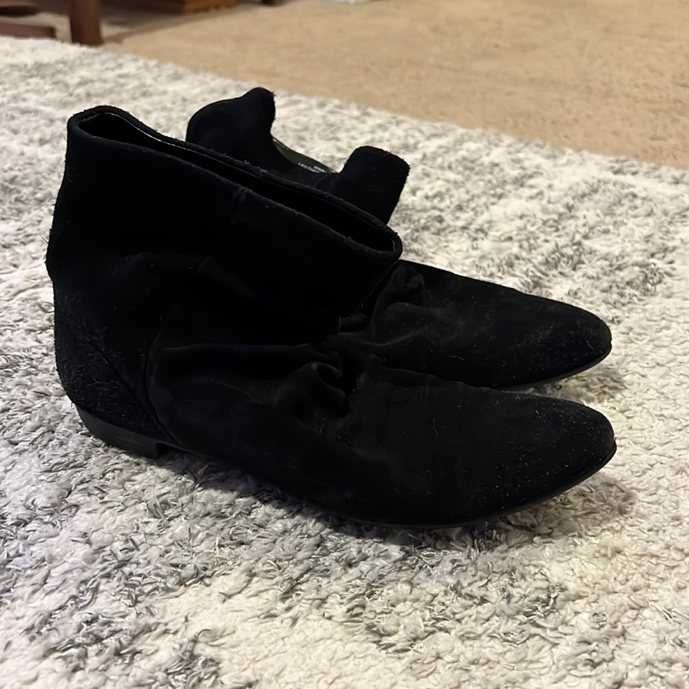 Nine West Black Suede booties size 7.5